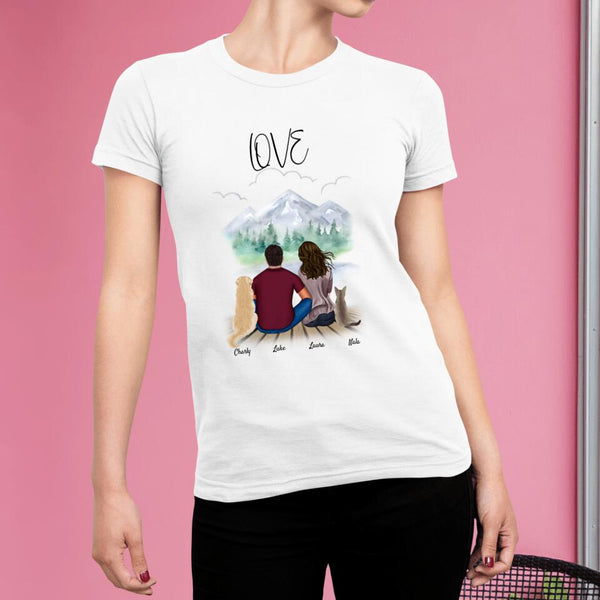 Pärchen mit Hunden und Katzen - Personalisiertes T-Shirt
