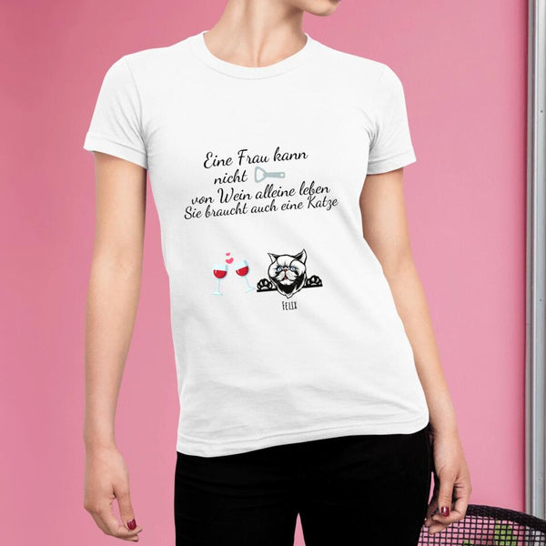 Frau mit Wein & Katzen (Bis zu 4) - Personalisiertes T-Shirt