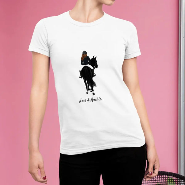 Pferd und Reiterin (bis zu 3) schlicht - Personalisiertes T-Shirt